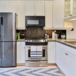 choosing between melamine and plywood for your kitchen cabinets